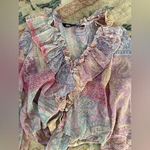 Zara Women's Paisley Ruffle Top